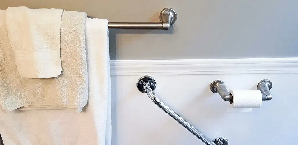 Bathroom grab bar installation for safety and accessibility in Hollywood, FL