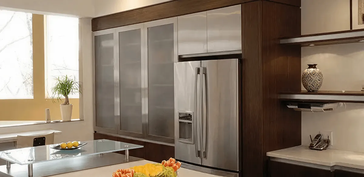 Cabinet door replacement and modern kitchen cabinet upgrade in Hollywood, FL